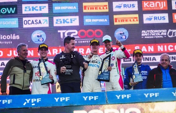 Tiago Pernía logró su primer triunfo en el TC 2000