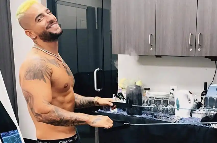 La foto de Maluma en bóxer y la ‘decepción’ de algunos de sus fans