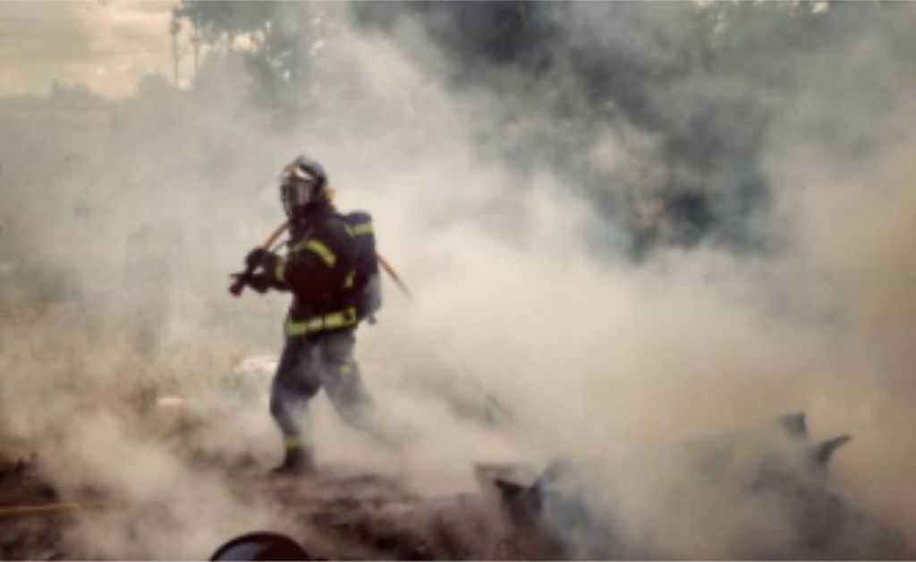 Sofocaron el incendio en la zona del Aeropuerto Internacional Rosario