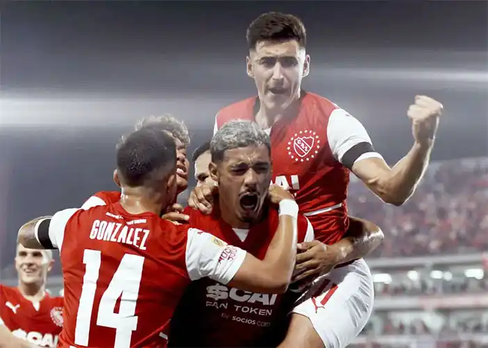 Independiente frenó a Boca y sueña con la Libertadores
