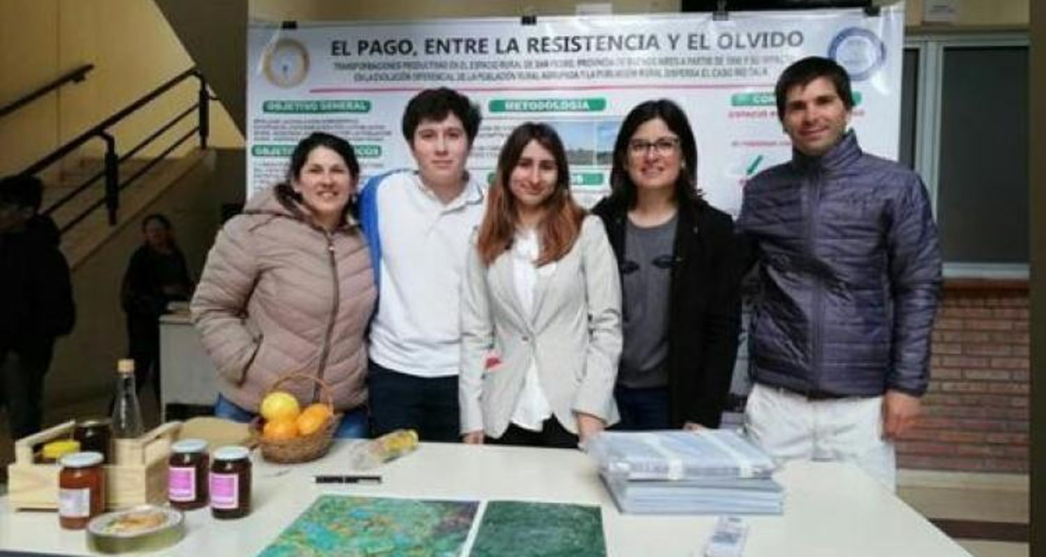 Lara Giroldi y Elián Álvarez, medalla de oro en las Olimpíadas de Geografía