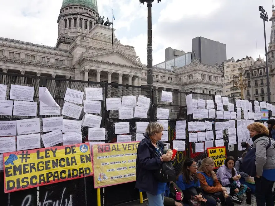 Emergencia en discapacidad: un juez abrió la feria judicial para avanzar con la ejecución del fallo contra el Estado