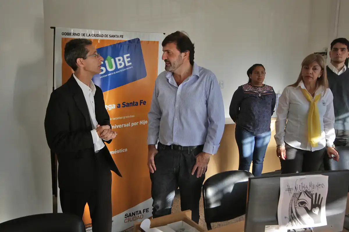 Más trámites en la Oficina municipal de Blas Parera