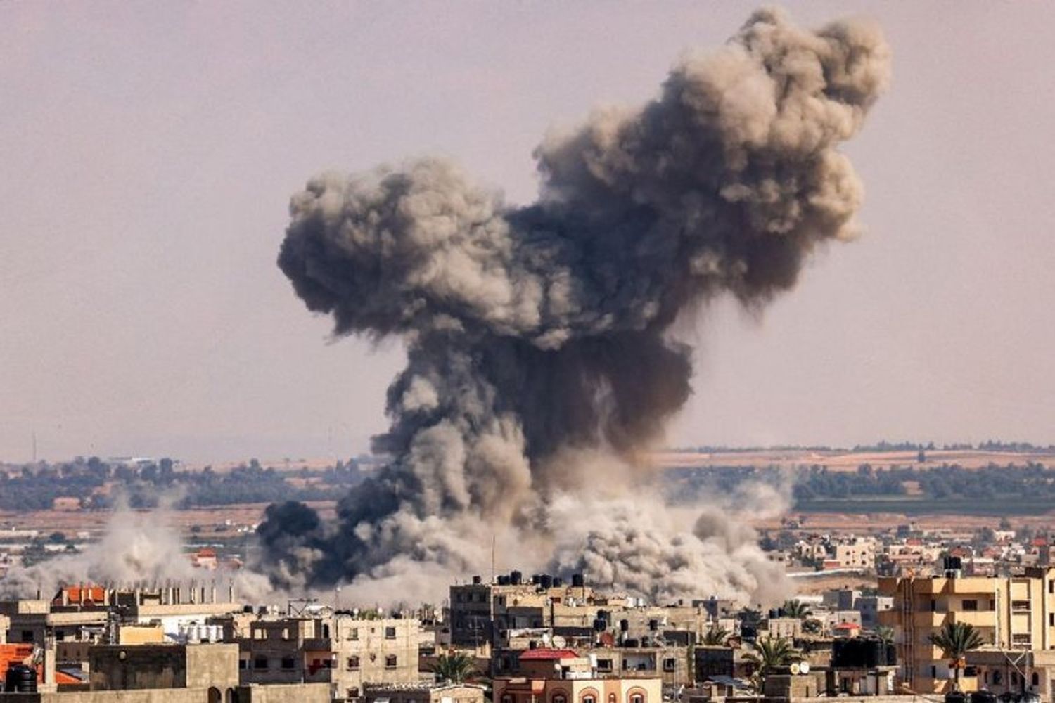 Hamas liberó a dos rehenes estadounidenses "por razones humanitarias"