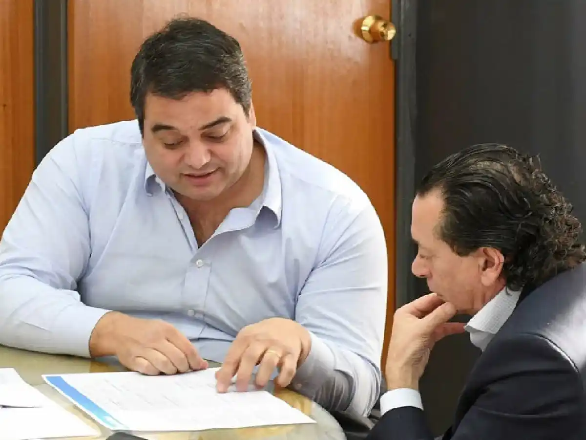 Triaca renunció a Trabajo, pero se alejará recién en diciembre