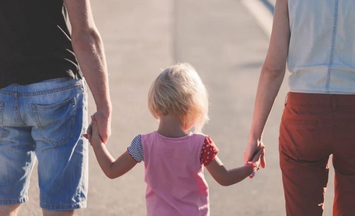 Unicef aboga que tanto padres como madres 
tengan la posibilidad de cuidar a sus hijos
