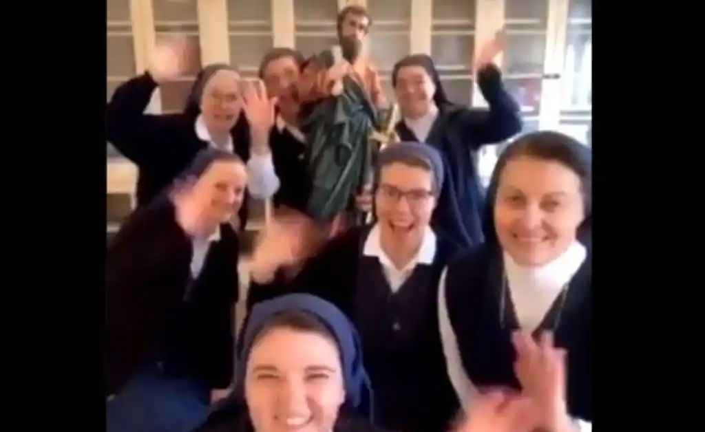 VIRAL. Un grupo de monjas conquista TikTok con sus coreografías