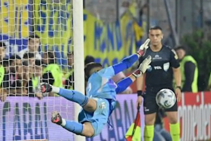 Brey  fue gigante y Boca se metió en semifinales de la Copa Argentina