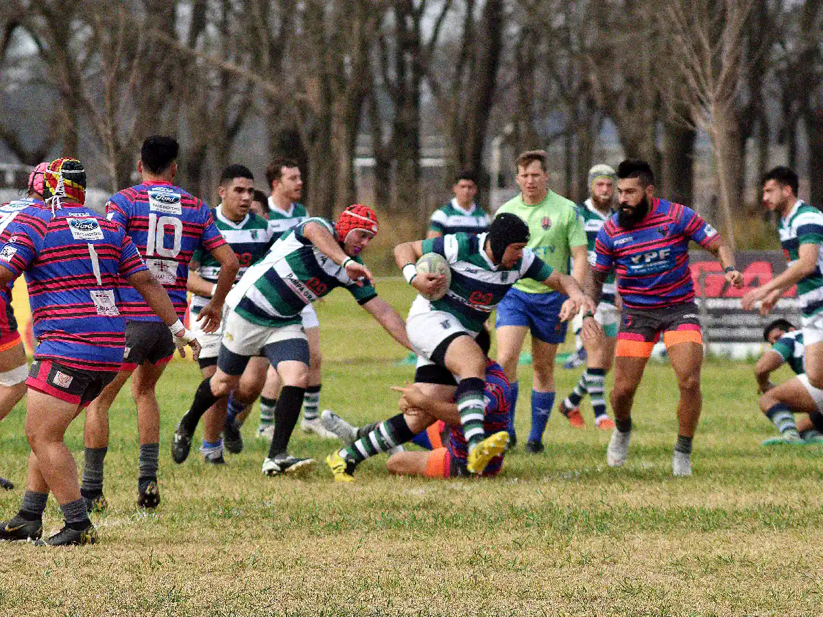 Los Charabones reciben a Social La Carlota