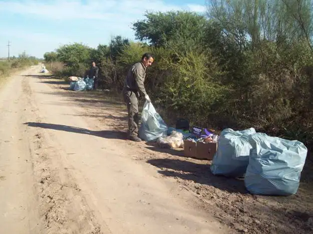 Limpiaron 12 microbasurales en octubre y más de 100 en lo que va de 2014 