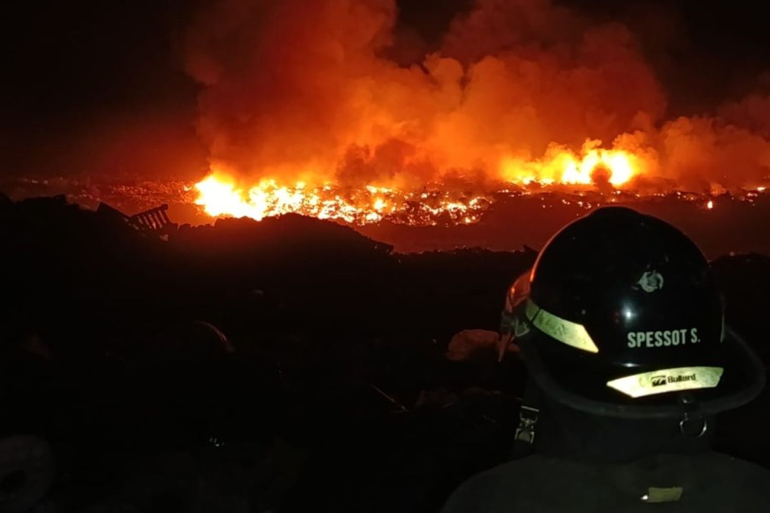 Impactante incendio en el Relleno Sanitario: se investiga la intencionalidad