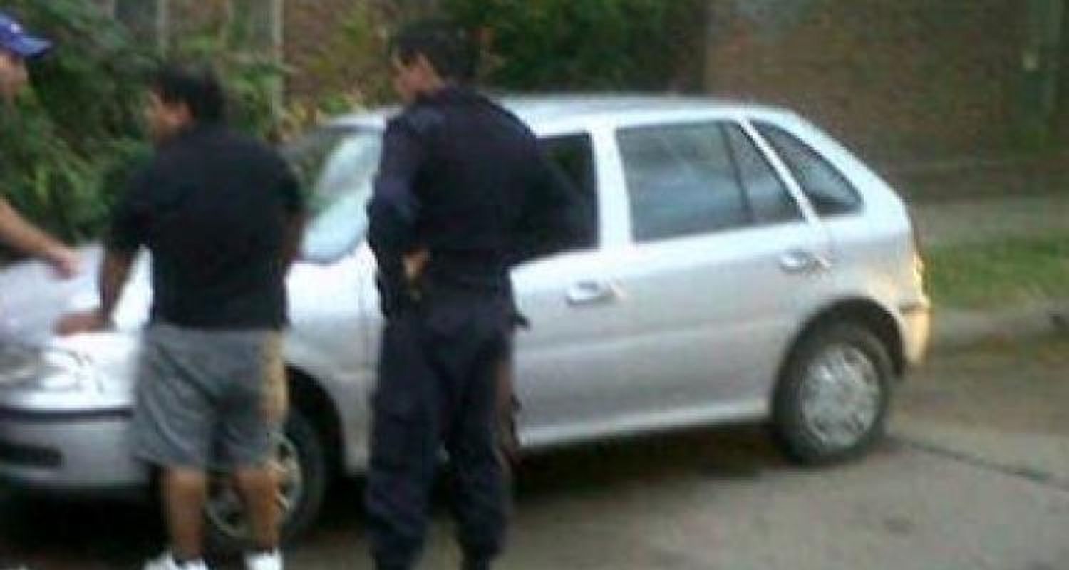 Detuvieron a un hombre que se masturbaba en la vía pública