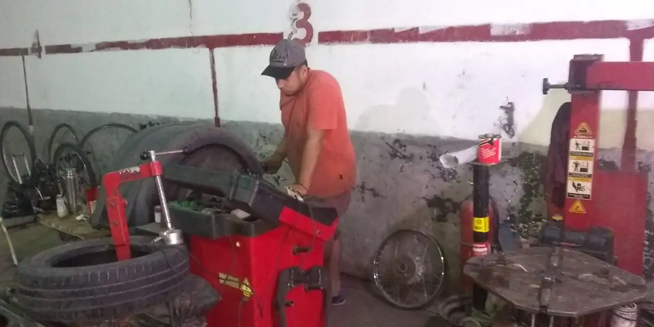 Flexibilización del aislamiento: Talleres mecánicos y gomerías volvieron a trabajar