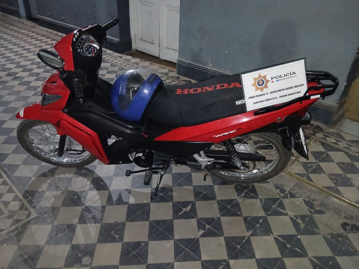 Aprehendieron al hombre que intentó robar un moto