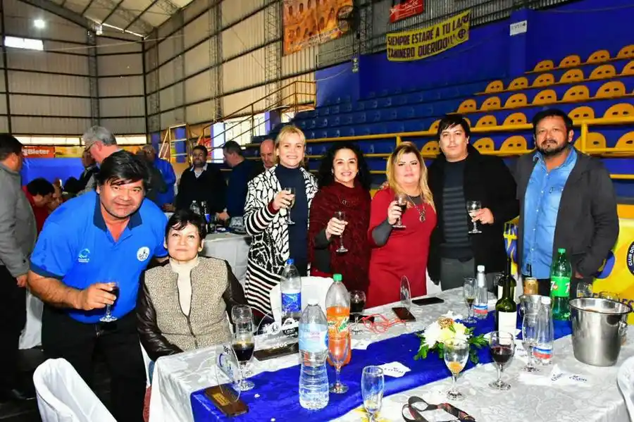 Trabajadores de Radio Tropical y 
Canal 3 festejaron 35 años de labor