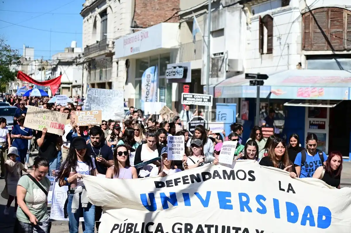 marcha universitaria octubre 2024 credito MRFotografía (2) - 1