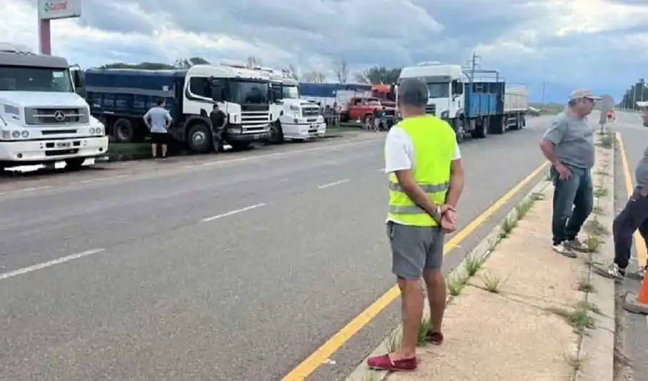 El Gobierno nacional se desliga del conflicto con transportistas y crece la tensión por posibles medidas de fuerza