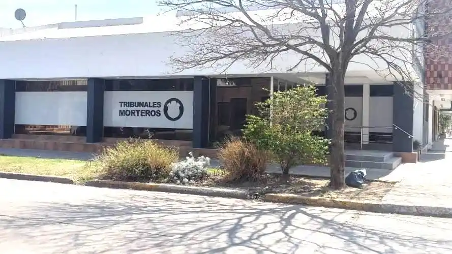 Buscan a una mujer por una causa vinculada a su hijo de 3 meses en Morteros