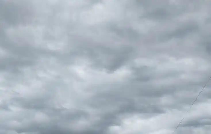 Suspenden las clases en turno tarde y noche por la tormenta en Tres Arroyos