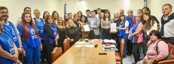 El Bloque de Senadores del PJ recibió un proyecto de ley por la salud mental impulsado por organizaciones entrerrianas