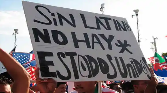 LOS BUSCAN PARA QUE VOTEN pero los discriminan: el doble rasero con que tratan a los latinos en EE. UU.