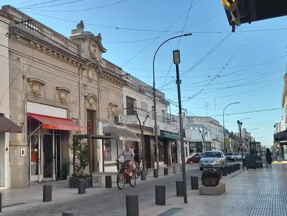 ¿Cómo afecta la economía y la caída del consumo en Gualeguay?