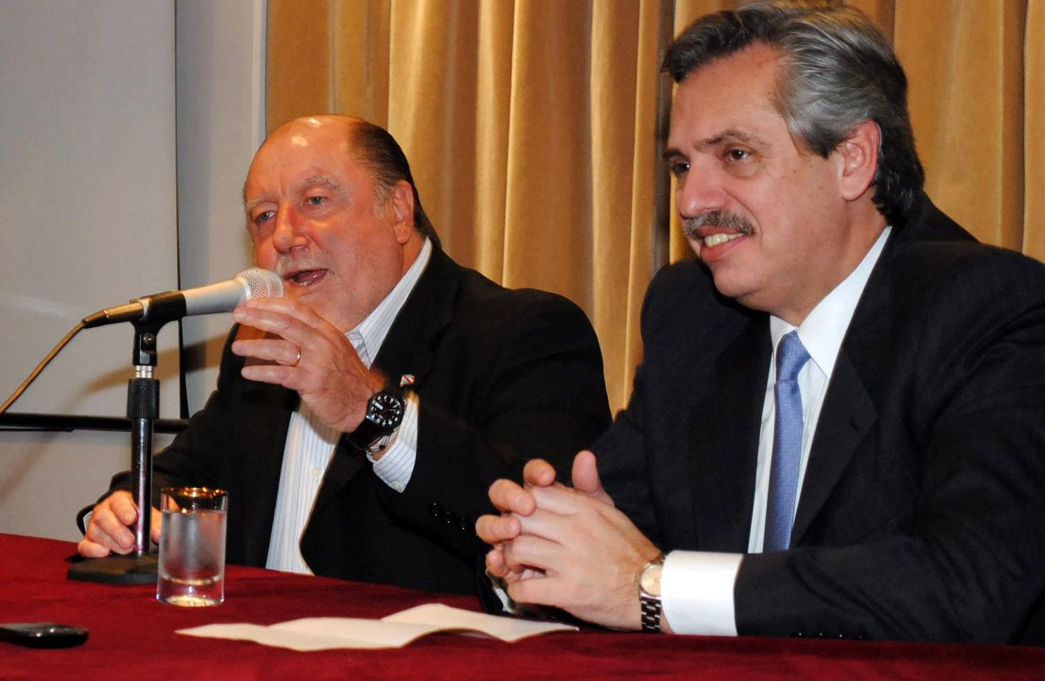 Busti: "De Angeli se calló la boca cuando Macri impuso las retenciones"