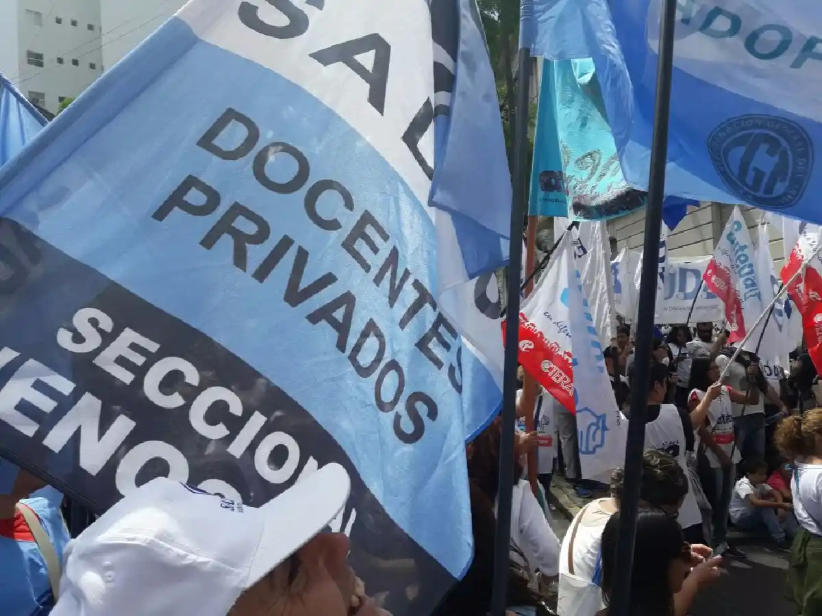 Docentes privados exigen paritarias y aseguran que de lo contrario no comenzarán las clases  