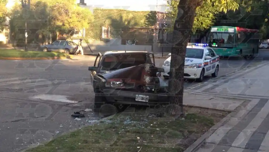 Insólito: Chocó y dejó a su amigo inconsciente abandonado en La Plata