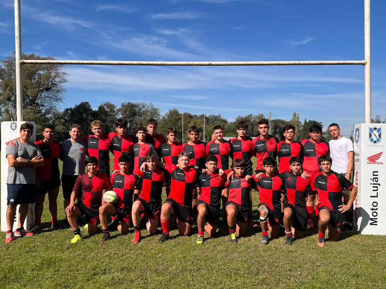 Rugby: Triunfos de la M 15 y 19 del Tiro Federal
