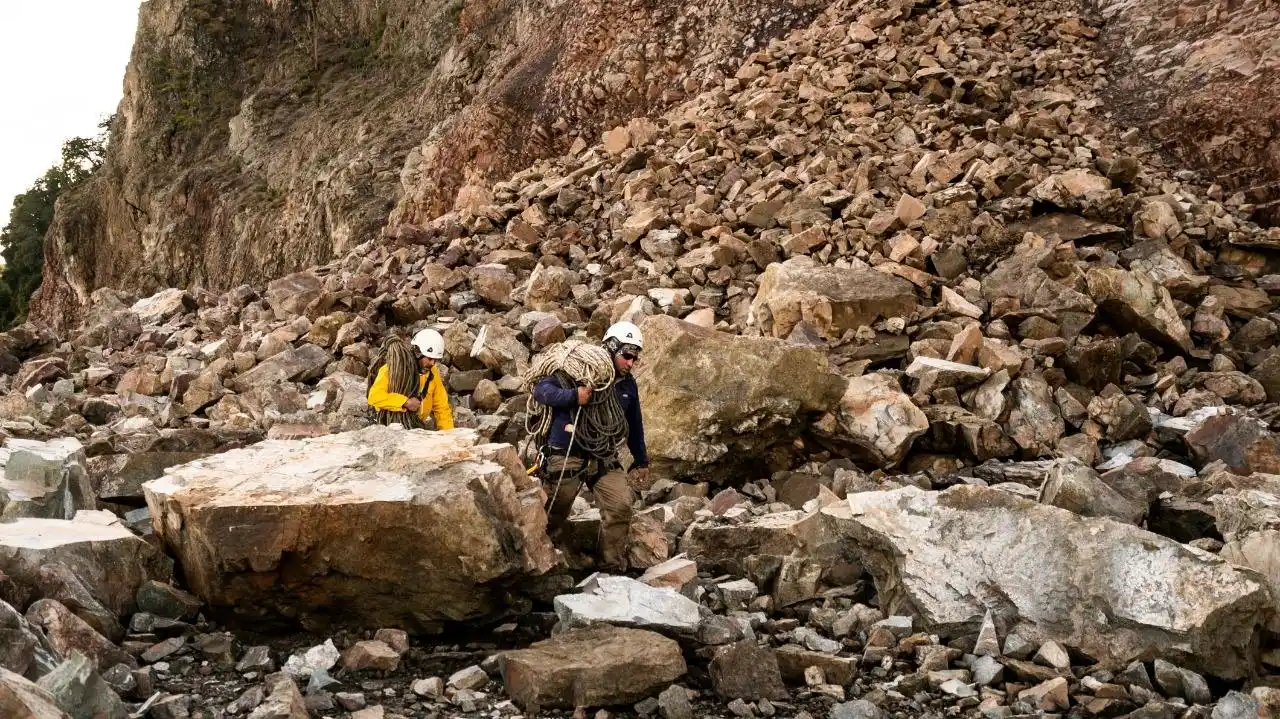 Ruta 40: deben derribar más de 2 mil toneladas de roca