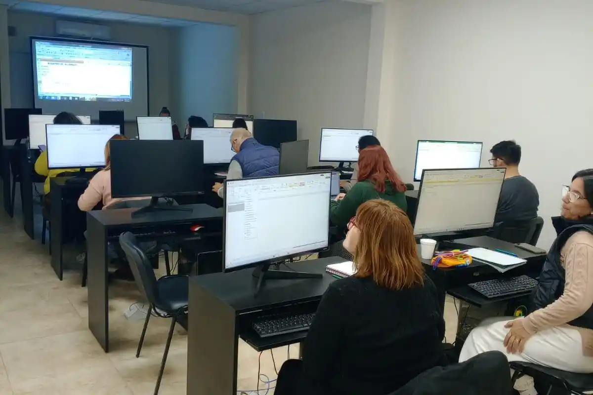 Finaliza un ciclo de capacitaciones en Alfabetización Digital y abren inscripciones para agosto