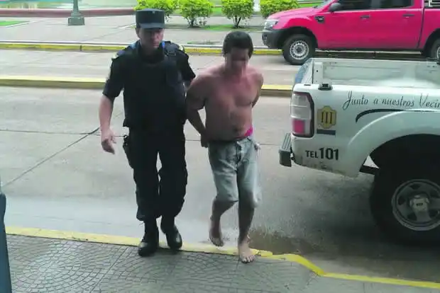 Boxeador agredió a su mujer y terminó detenido