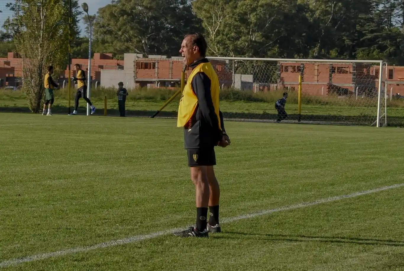 Navarro Montoya, DT de Santamarina.