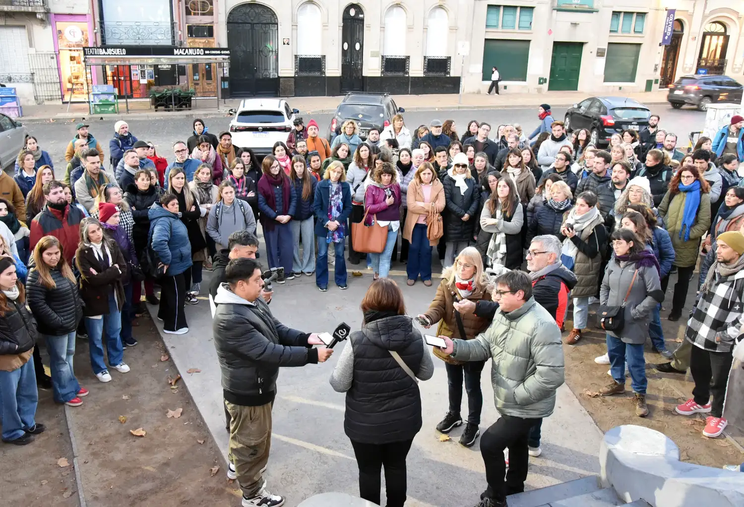 Los docentes aseguraron que el hecho es una señal de problemáticas más amplias que atraviesan a las comunidades educativas.