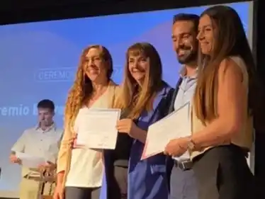 De izquierda a derecha: Dra. Denisa Pérez Gaudio (Directora del proyecto), Marcela Cortiellas (Directora de Relaciones con las Empresas de la Provincia de Bs As), Eugenio Colusi (Vicepresidente de Bedson) y Dra. Guadalupe Martínez (Directora del proyecto).