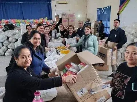 El Gobierno provincial entrega hoy más de 200 
mil juguetes por el Día de las Infancias 2026