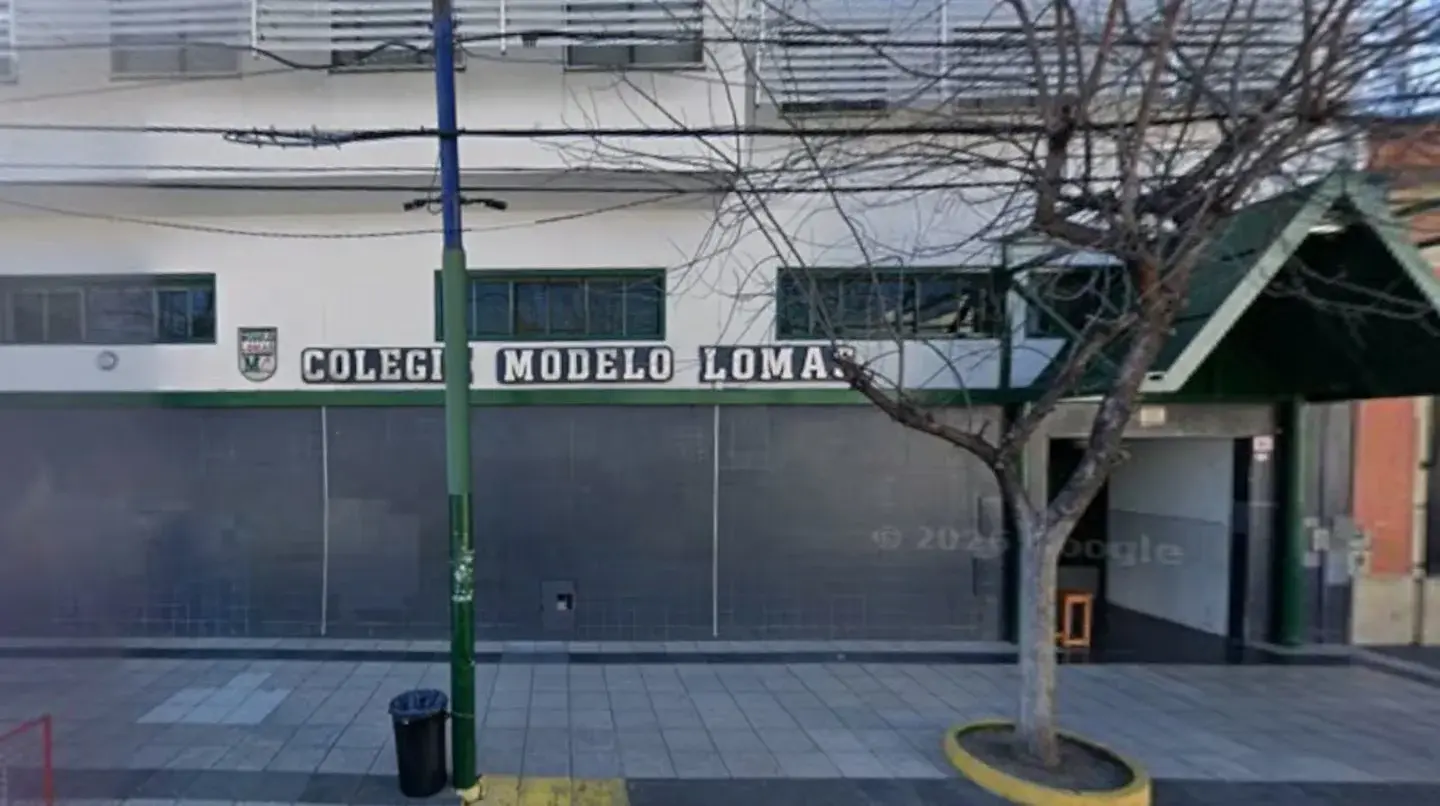 La Justicia determinó que al menos 50 alumnas resultaron damnificadas por estas prácticas. (Foto: Google Street View)