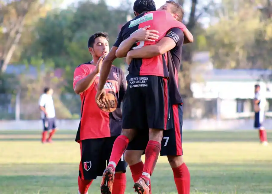 Divisional B: Isleños le amargó la tarde a Independiente