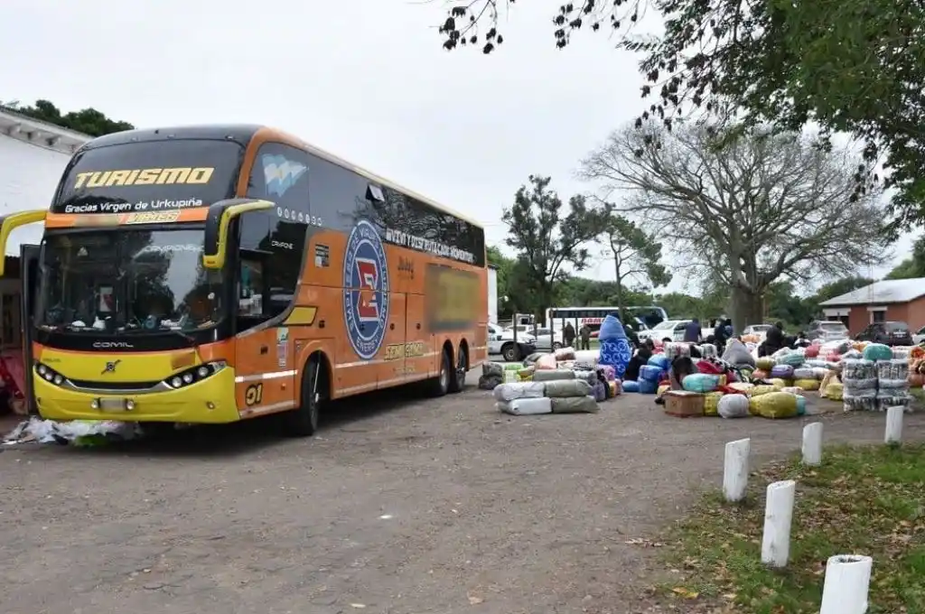 Ruta 4: desbarataron un tour de compras con mercadería ilegal valuada en $ 27.000.000