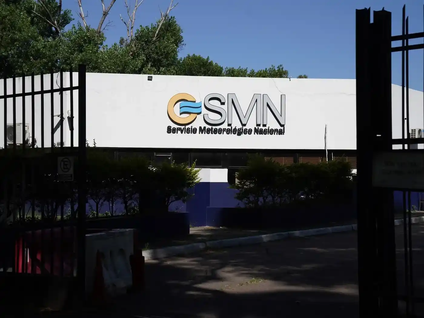 Paro en el Servicio Meteorológico Nacional por despidos: denuncian recorte de 240 trabajadores