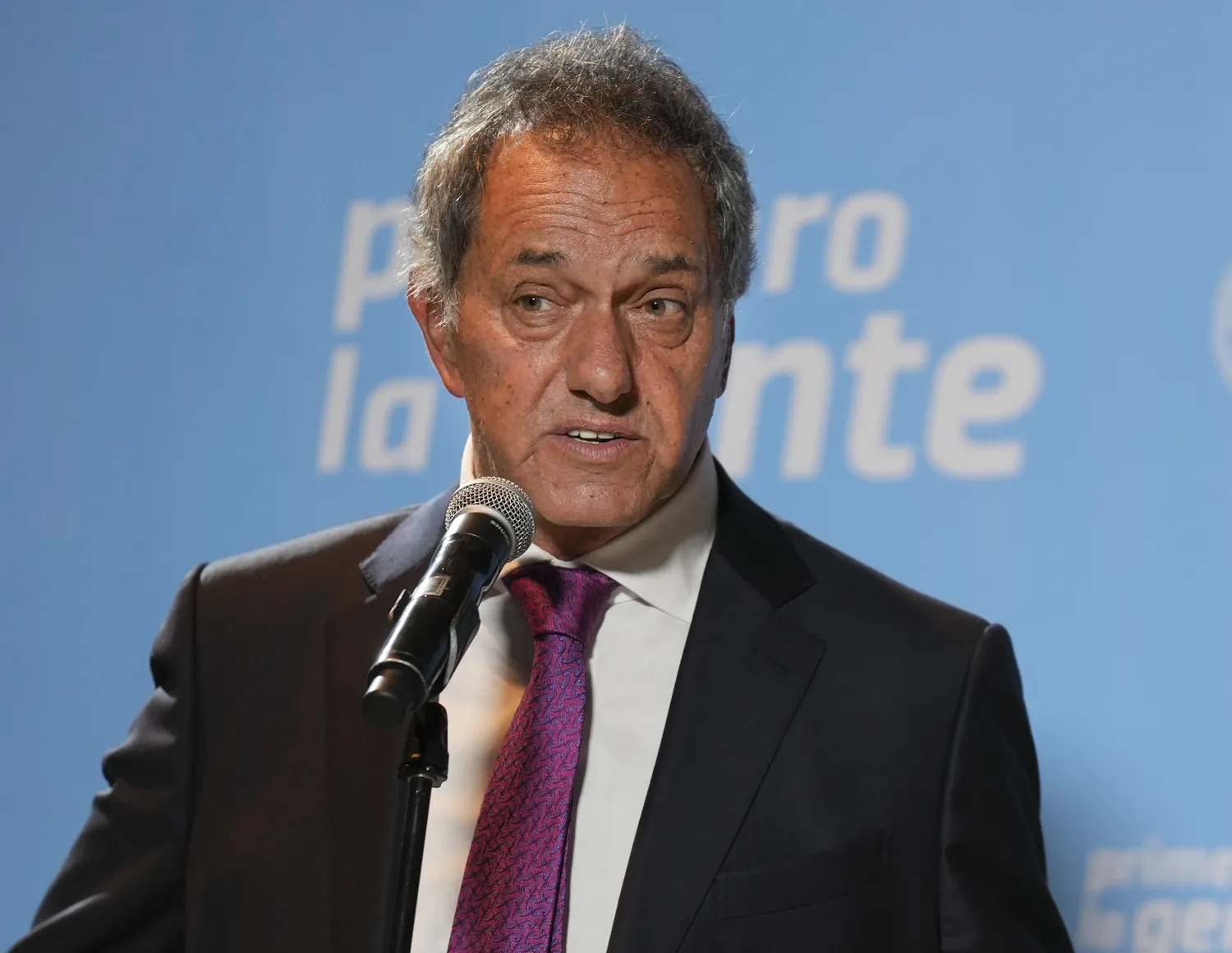 Scioli indicó que el país busca equilibrio fiscal y crecimiento