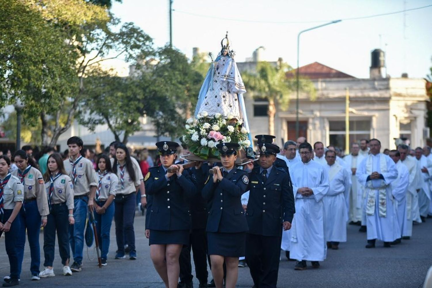 La Diócesis de Gualeguaychú su fiesta patronal con la presencia del Nuncio Apostólico de Argentina