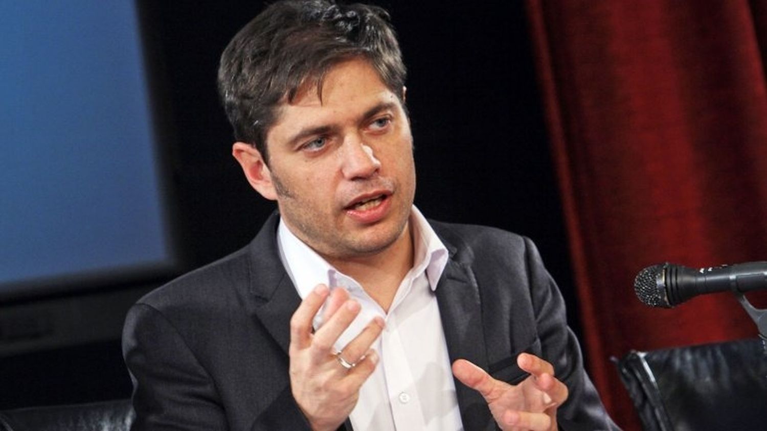 Kicillof esperará el resultado electoral para prorrogar la ley de emergencia económica