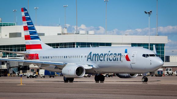 American Airlines reporta beneficios por 10 millones de dólares en el primer trimestre