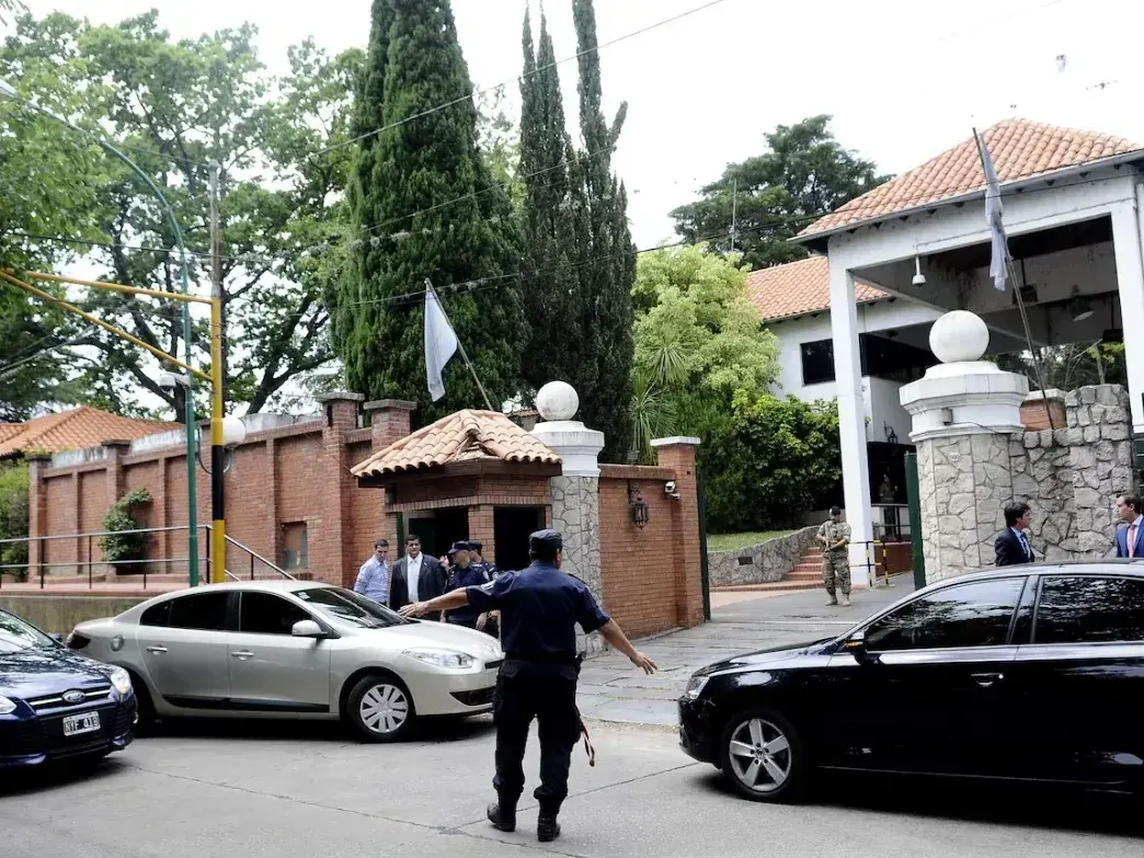 El Gobierno reincorporará a los 12 empleados despedidos de la Quinta de Olivos