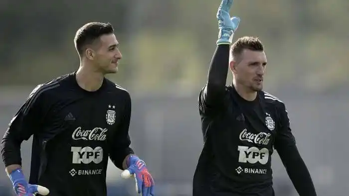 Armani, el único del fútbol local en condiciones de ir a Qatar