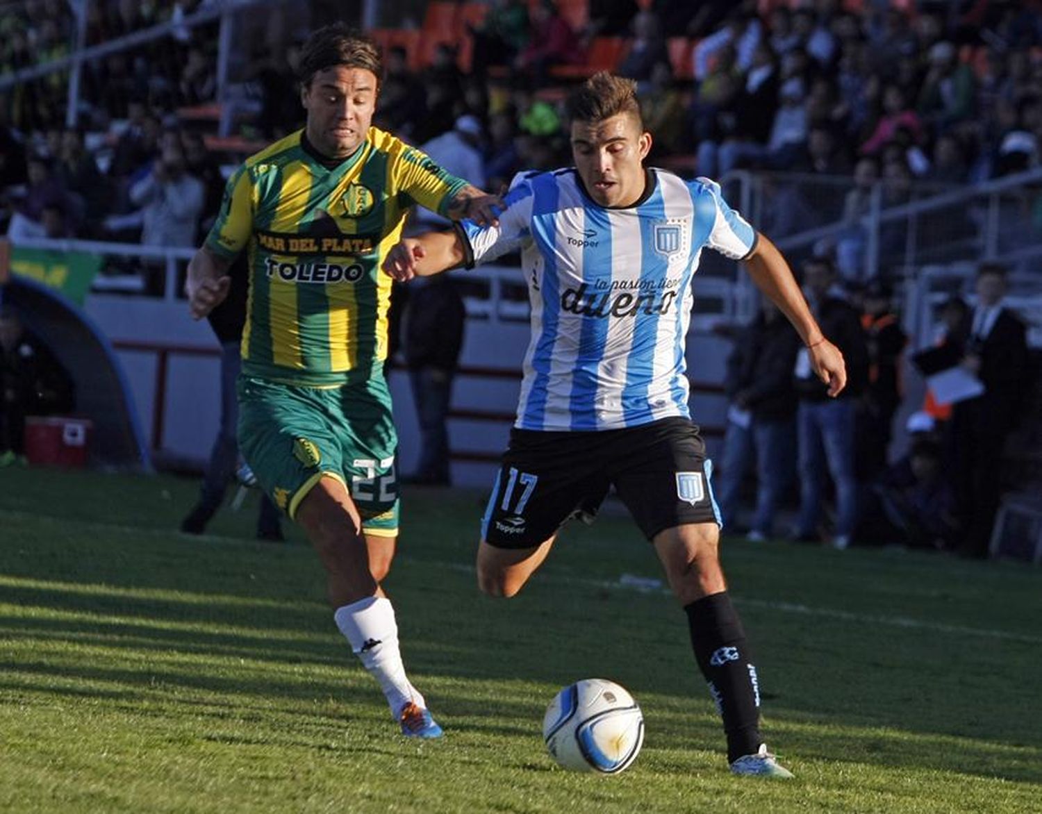 Racing venció a Aldosivi y  pone la cabeza en el torneo