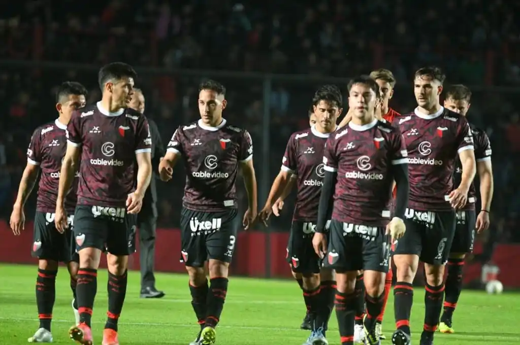 Colón- Estudiantes de Río Cuarto