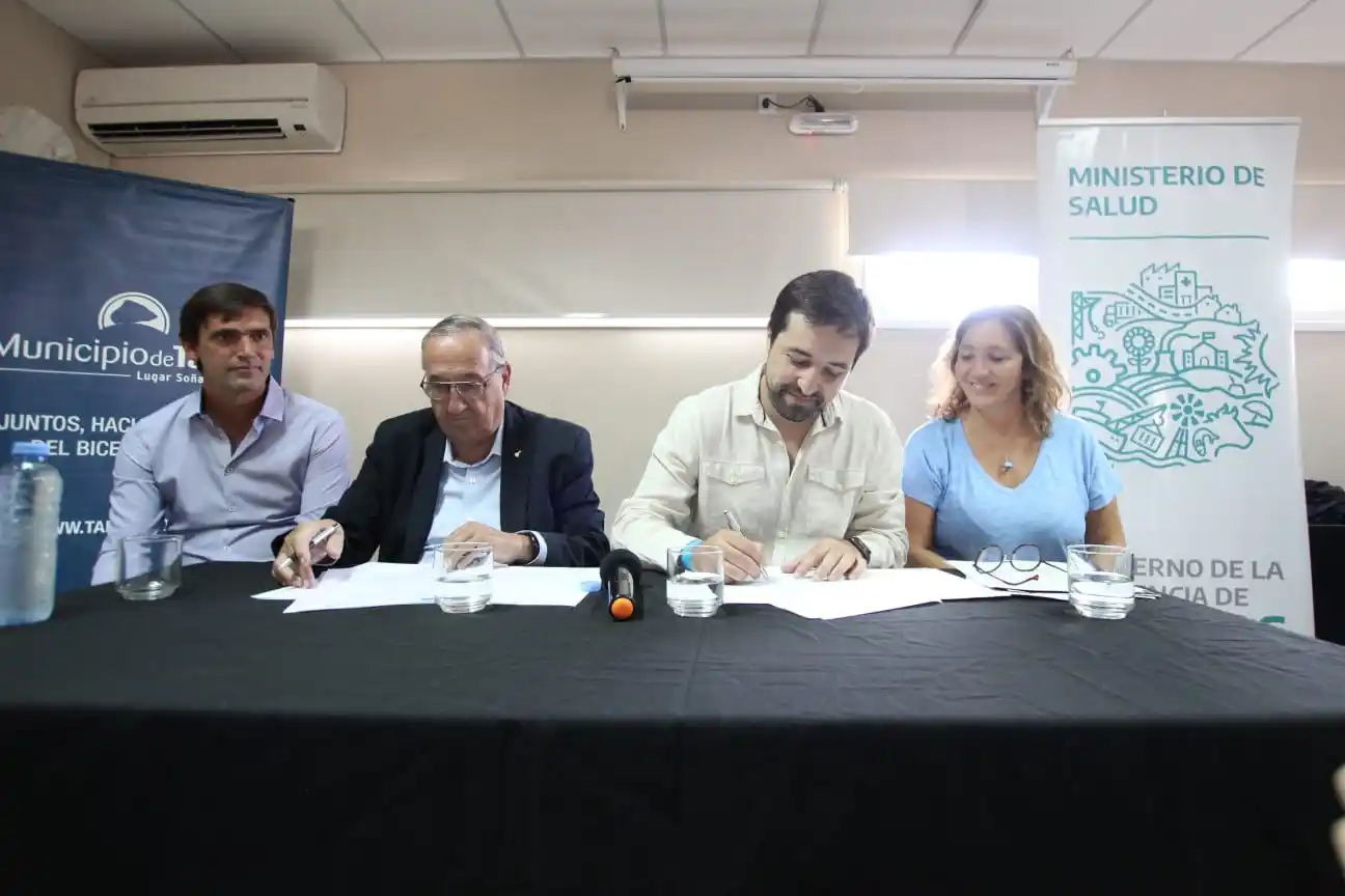 Firmaron convenio para el funcionamiento de la Terapia Intensiva del Hospital de Niños